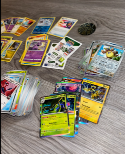 Pokemon Huge Card Bundle, 246 cards! Fusion strike, Destined rivals & more. NM. - Image 3