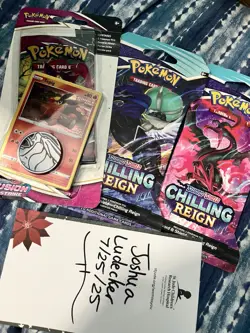 Pokemon - Chilling Reign Blister Booster Pack w/ promo & coin - Phanpy / Morpeko - Image 2
