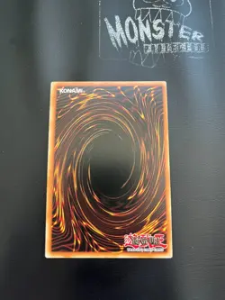 YUGIOH GOLDD, WU-LORD OF DARK WORLD GOLD RARE PGLD-EN054 - Image 2