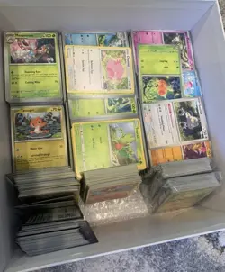 50+ Pokemon Bulk Cards Lot | 5+ Holos/Reverse Holos + UNOPENED BOOSTER PACK ✨ ✨ - Image 3
