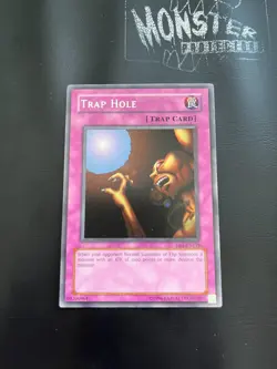 YUGIOH TRAP HOLE RARE DB1-EN118 - Image 1