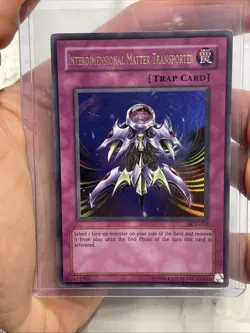YUGIOH INTERDIMENSIONAL MATTER TRANSPORTER DCR-052 ULTRA LP VINTAGE YUGIOH! CARD - Image 2