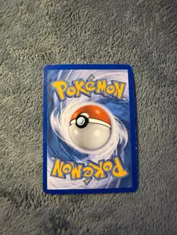 Gible 94/113 Pokemon card BW Legendary Treasures common NM - Image 2