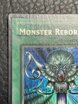 Yugioh Monster Reborn LOB-118 1st Edition North American Wavy Lower Name - Image 4