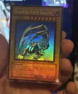 Max Holo Bleed Error YuGiOh Blue Eyes White Dragon SDK-001 Ultra Rare - Image 1