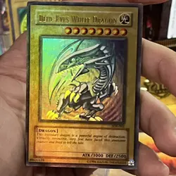 Max Holo Bleed Error YuGiOh Blue Eyes White Dragon SDK-001 Ultra Rare - Image 1