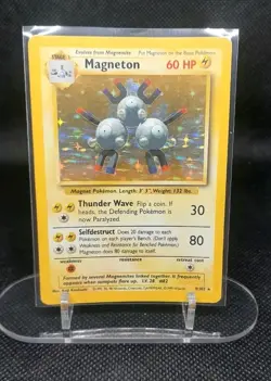 Pokemon TCG - Magneton 9/102 Base Set Holo Rare WOTC 1999 - Image 1