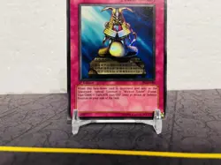 Yugioh Statue Of The Wicked PGD-046 Super Rare 1st Ed - Image 5