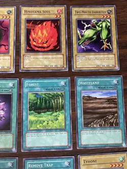Vtg YuGiOh! Legend of Blue Eyes White Dragon LOB Lot x 47 Unlimited Common Cards - Image 4