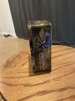 Yugioh 2016 Mega Tin Yugi And Slifer Lot of 731 Cards and 2 Play Mats - Image 4