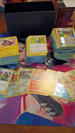 Pokemon TCG Bulk Card Pack Over 300 Cards - Image 1