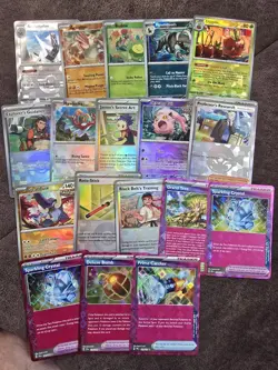 Random Mixed Lot Of Pokemon Cards Pokeball Holo Pattern - Image 1