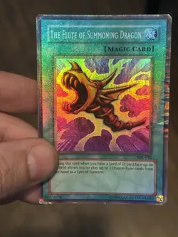 Yugioh The Flute of Summoning Dragon SDK-042 HP HEAVY HOLO BLEED ERROR - Image 1