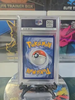 2021 POKEMON SWORD & SHIELD SHINING FATES #073 FA/ALCREMIE VMAX PSA 9 MINT - Image 2