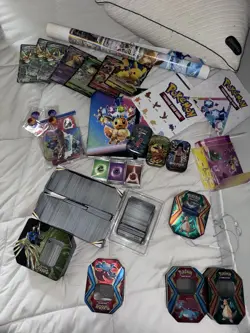 Pokemon 700+ HOLO / REVERSE + 2500+ Card Lot Wholesale Bulk Most Nm - Image 1