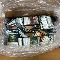 Unsorted Magic: The Gathering TCG and CCG Trading Cards (1000 Plus Cards) - Image 1