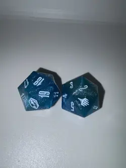 (2x) MTG Final Fantasy GIFT BUNDLE Blue FF Crystal Oversized D20 Dice (SpinDown) - Image 1