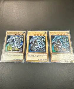 Yugioh Blue-Eyes White Dragon SDBE-EN001 UR 1x 1st Edition 2x Unlimited - Image 1