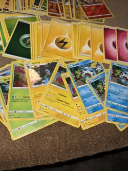 Pokemon Cards 435 Bulk Lot Mix Sets Modern Holos/Rares/Energies And More See Ad! - Image 2