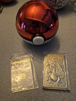 Pokemon Special Edition 23 karat Gold Plated Trading Card / #06 Charizard - Image 1