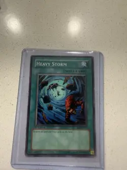Heavy Storm - SD2-EN019 - Common - Unlimited Edition PL/MP YuGiOh! Starter Deck - Image 1