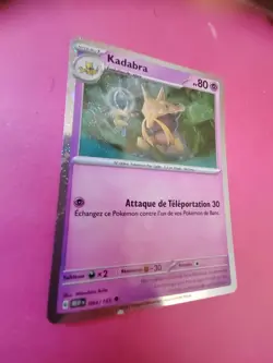 Kadabra Brillante Carte Pokemon Jcc Ecarlate & Violet 151 Francais 2023# 064/165 - Image 3