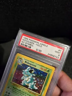 PSA 9 Mint Pokemon 1999 Unlimited Holo Nidoqueen Jungle No Symbol Error #7 Rare! - Image 3