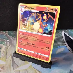 Charizard 025/185 Shattered Holo Cracked Ice Vivid Voltage Theme Deck Card - Image 1