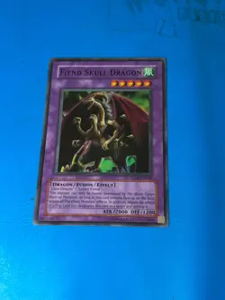 YUGIOH Super Rare Fiend Skull Dragon LOD-EN039 PLAYED - Image 1
