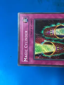 YUGIOH Secret Rare Magic Cylinder LON-104 PLAYED - Image 3