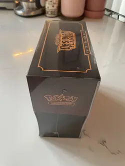 Pokemon TCG Scarlet & Violet Obsidian Flames Elite Trainer Box ETB Sealed - Image 4