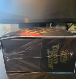 Pokemon Crown Zenith Elite Trainer Box Factory Sealed (Minor Tear In Seal) - Image 3
