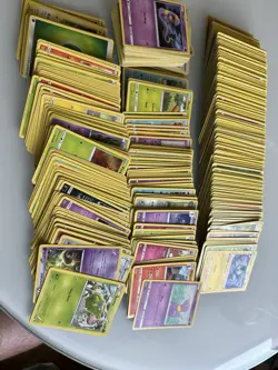 Pokemon Card Bulk lot 705 Cards In Total - Image 1