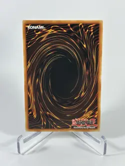 Yugioh Chaos Dragon Levianeer MAGO-EN017 1st Edition Premium Gold Rare - Image 2