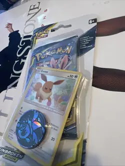 Pokemon SUN & MOON UNBROKEN BONDS Blister Booster EEVEE hologram new - Image 3