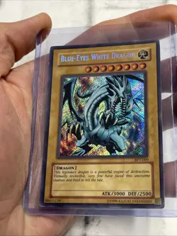 Blue-Eyes White Dragon BPT-009 YuGiOh! 2003 Collector's Tin Secret Rare MP/LP - Image 1