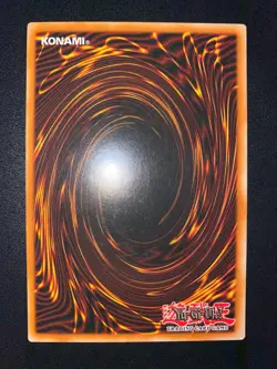 YUGIOH BLUE-EYES WHITE DRAGON ULTRA RARE YAP1-EN001 LIMITED EDITION ENGLISH EX+ - Image 2