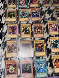 Yugioh TCG Binder Pages Card Collection Lot Old School Vintage Lot - Image 2