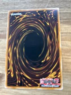Obnoxious Celtic Guard CT1-EN006 Secret Rare Yu-Gi-Oh Card Collector Tin 1 2004 - Image 4