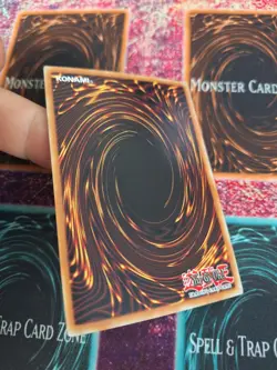 Yugioh Pot of Avarice GLD4-EN040 Gold Rare Limited Near Mint - Image 4