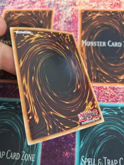 Yugioh Hidden Armory INCH-EN042 Super Rare 1st Edition Near Mint - Image 4