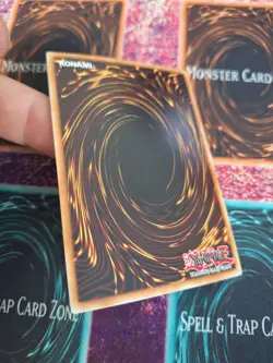 Yugioh Dark Hole PGL2-EN089 Gold Rare Unlimited Near Mint - Image 4