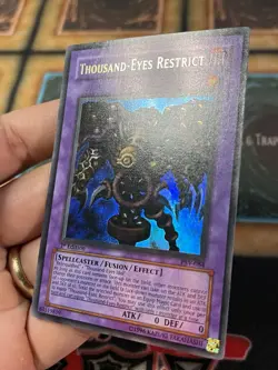 1996 Yugioh Thousand-Eyes Restrict Ultra Rare 1st Edition PSV-084 Holo - Image 3