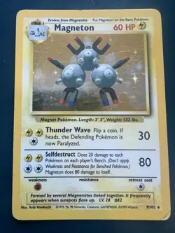 Pokemon TCG Magneton Base Set Holo Rare Card 9/102 WOTC - Image 1