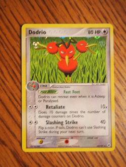 Pokemon 2004 Pokemon Ex Hidden Legends Dodrio foil card, mint condition - Image 1