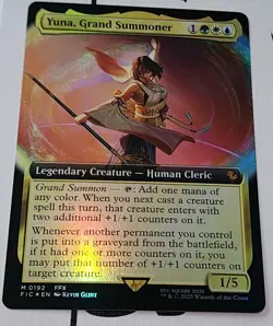 Yuna, Grand Summoner (Extended Art) Commander: Final Fantasy Foil - Image 1