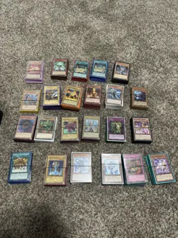 YUGIOH 1000 CARD COLLECTION LOT FREE SHIPPING READ DESCRIPTION - Image 1