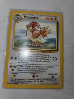 Pidgeotto - Base Set 22/102 - Rare Non-Holo WOTC Pokemon Card - LP/NM - Image 1