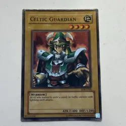 Yugioh Celtic Guardian LOB-E005 Super Rare Trading Card - Image 2