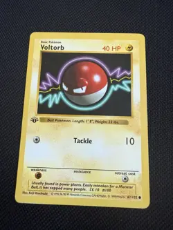 Pokemon Voltorb 67/102 1st Edition Shadowless Base Set Card Unplayed Near Mint - Image 1